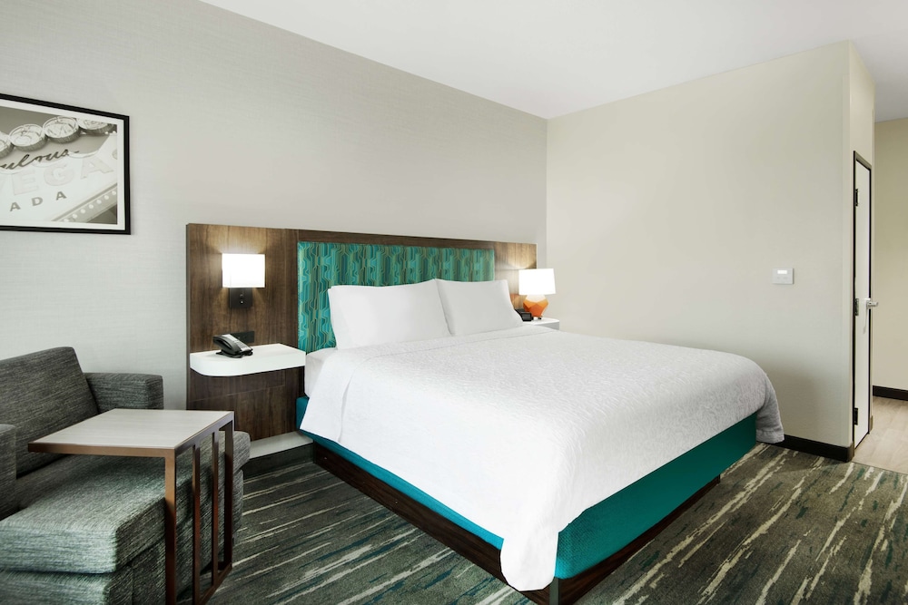 Hampton Inn & Suites Las Vegas Henderson - photo 14