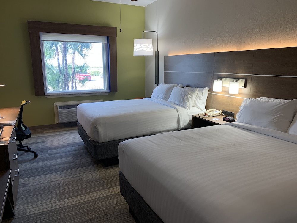 Holiday Inn Express Hotel & Suites South Padre Island by IHG - photo 10