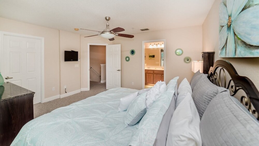 Enjoy Orlando With Us Reunion Resort Feature Packed Spacious 3 Beds 2 Baths Townhome 6 Miles To Disney - photo 3