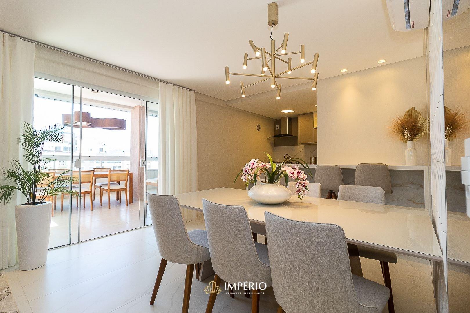 511A Luxuosa Cobertura na praia de Bombas in Porto Belo, Brasil