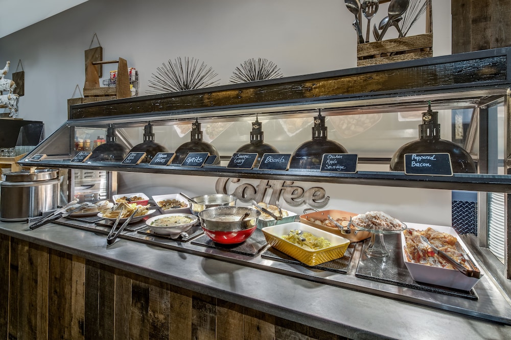 Crowne Plaza Resort Asheville by IHG - photo 41