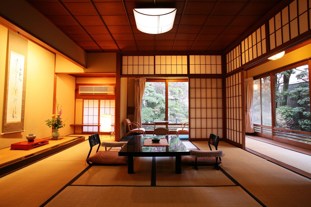 Kansuitei Kozeniya in Tottori, Japan