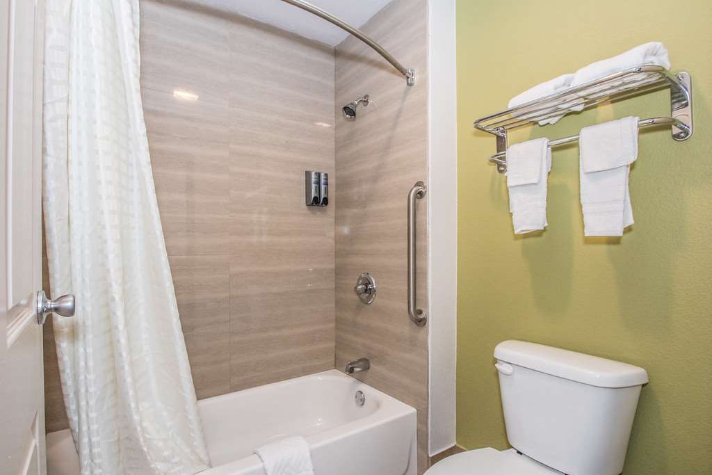 Americas Best Value Inn Ft. Worth - photo 25
