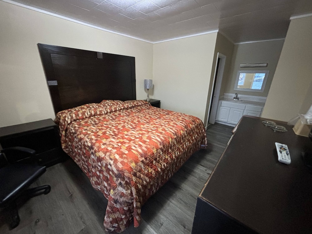 Cook's Motel Panama City Beach - photo 2