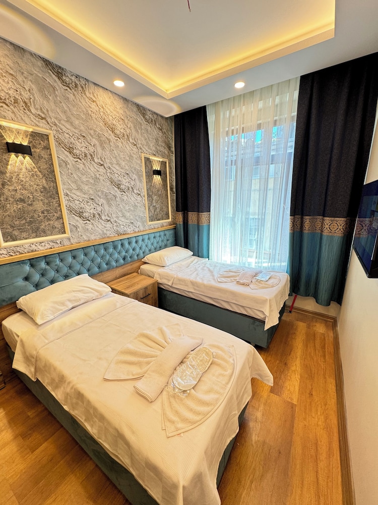 Riverside Hotel - last minute hotel in Istanbul