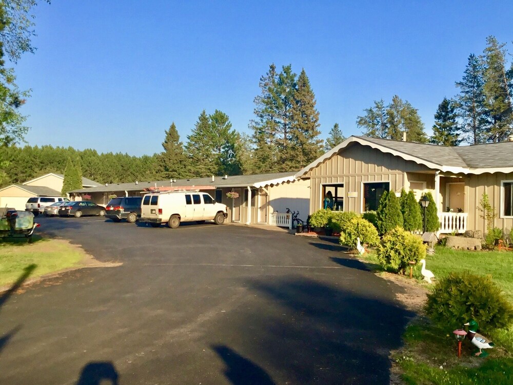 Edelweiss Motel - photo 56