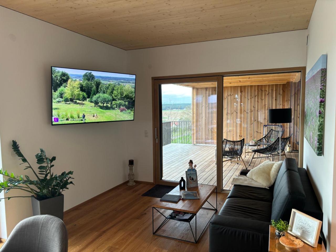 Ferienhaus LuckyLiving — hotel in Litzelsdorf