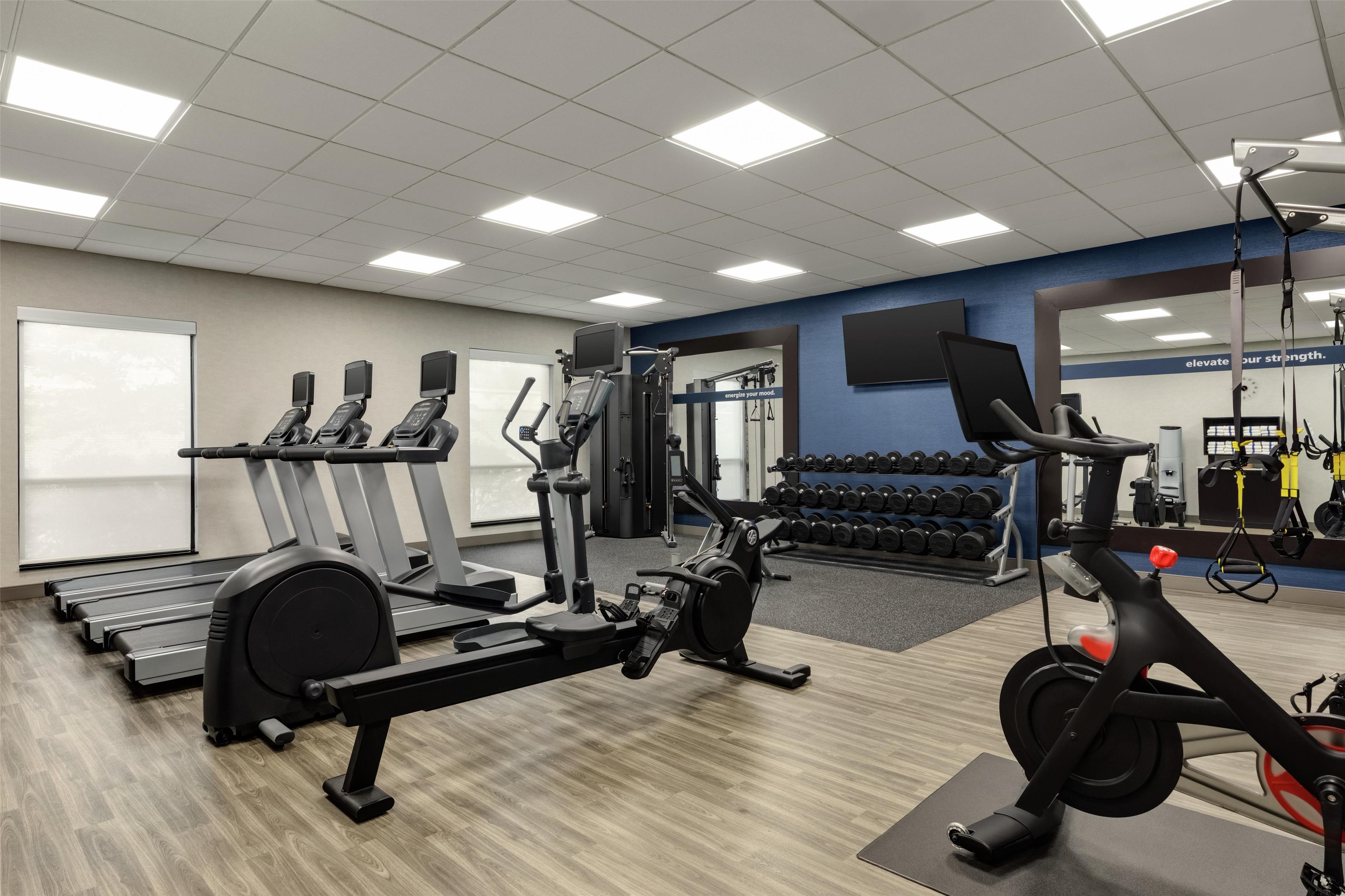 Hampton Inn & Suites Pittsburgh Harmarville - photo 11