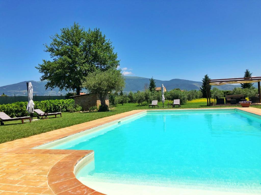 B&B Cuor Di Lavanda — 4-Star Luxury Hotel in Cannara, Italy