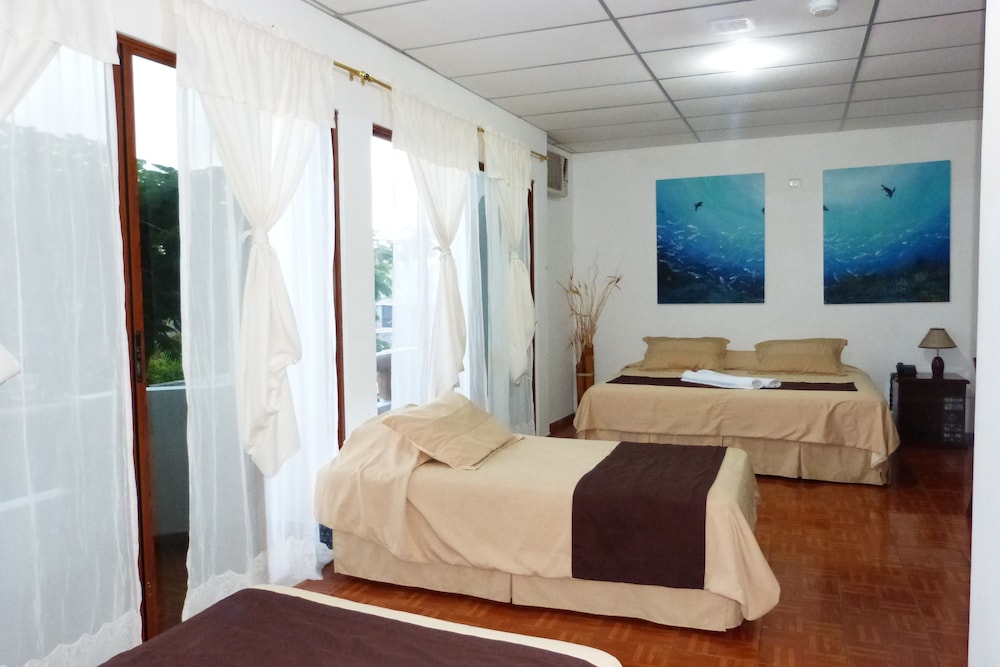 Casa Natura — 4-Star Luxury Hotel in Puerto Ayora, Ecuador
