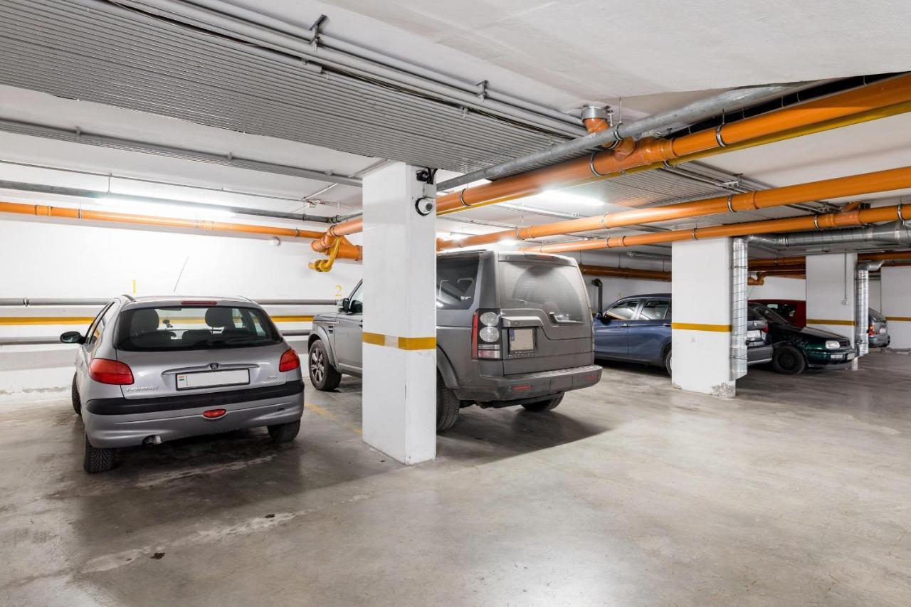 Sunny and Central 3 Bedroom Penthouse with Garage — 4-Star Luxury Hotel in Budapest, Hungary