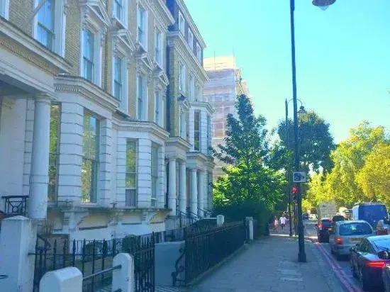 The Kensington & Chelsea Executive Elegant Residences by Ricky & Giustina Collection W8 SW3 SW5 SW10 — 4-Star Luxury Hotel in London, United Kingdom