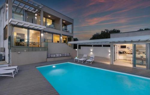 Lalic Villa — 4-Star Luxury Hotel in Bibinje, Croatia