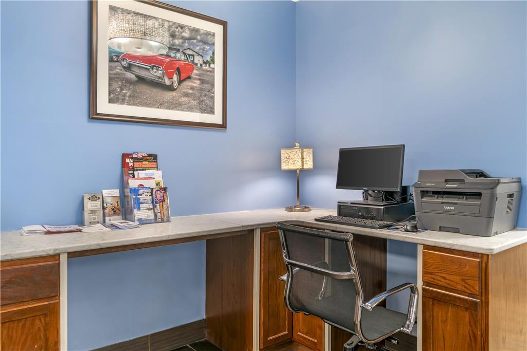 Best Western Port Huron Blue Water Bridge - photo 31