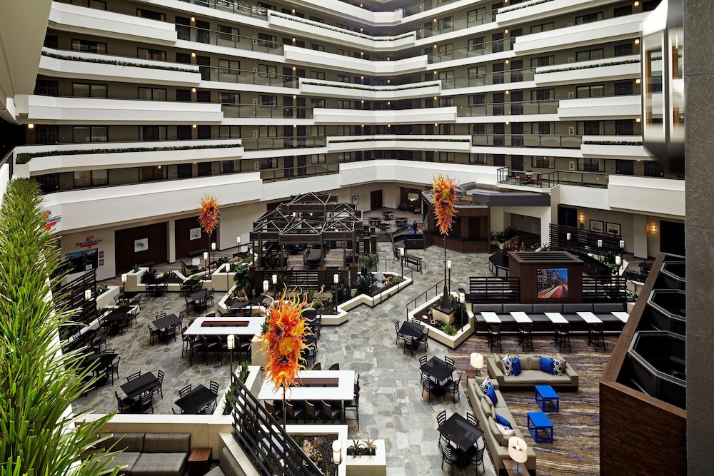 Embassy Suites by Hilton Los Angeles International Airport North - photo 28