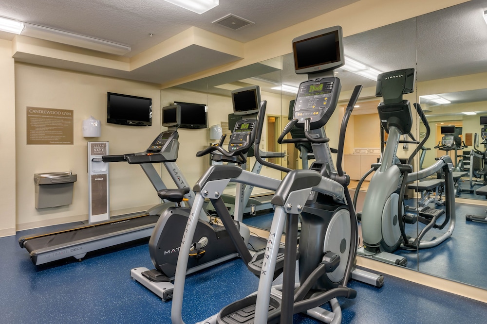 Candlewood Suites Fort Myers Sanibel Gateway by IHG - photo 13