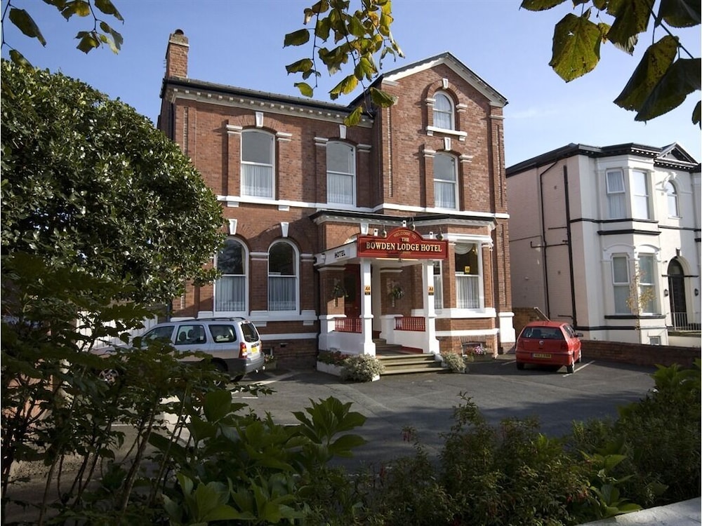 Bowden Lodge Hotel in Southport, United Kingdom