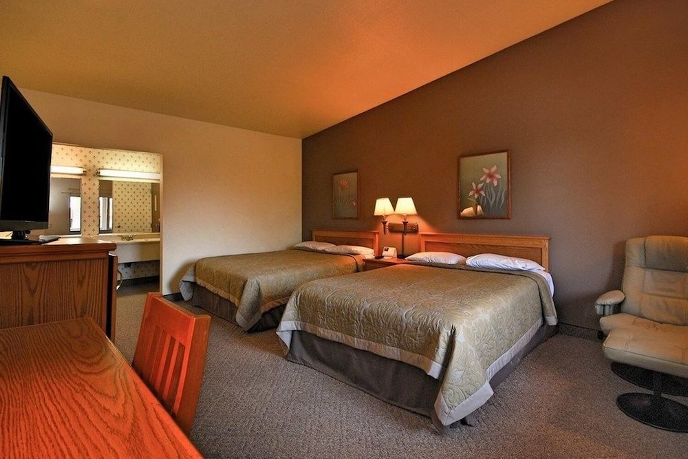 Costa Mesa Inn - photo 10