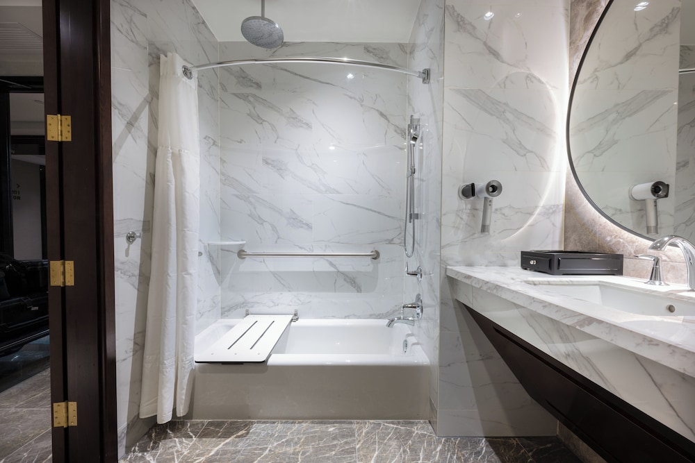 Blossom Hotel Houston Curio Collection by Hilton - photo 64