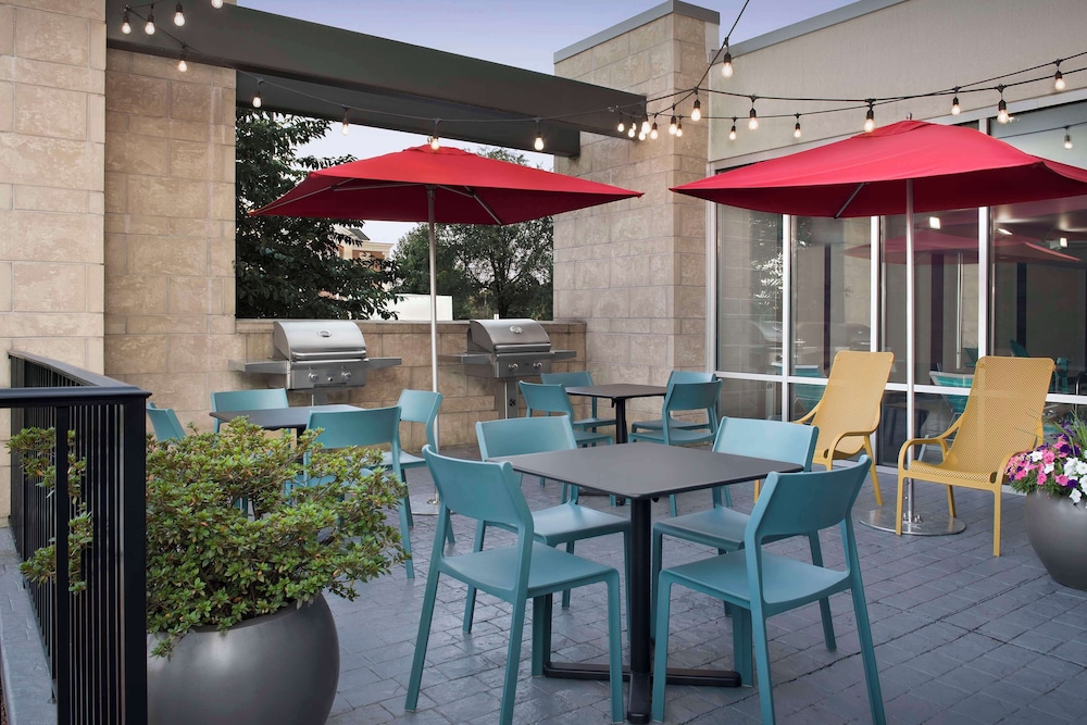 Home2 Suites by Hilton Greensboro Airport NC - photo 30