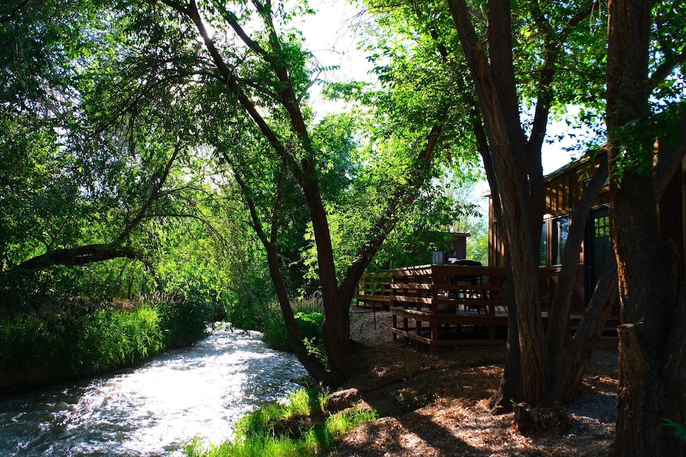 Cedar Creek Lodging & RV Park - photo 63