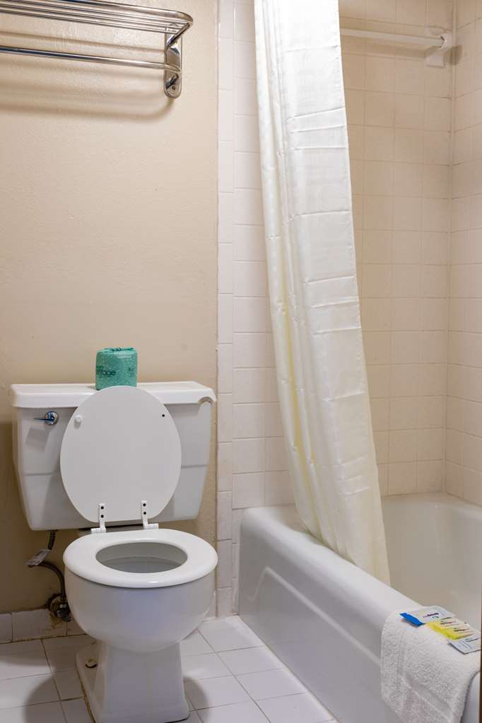 Country Hearth Inn & Suites Marietta - photo 12