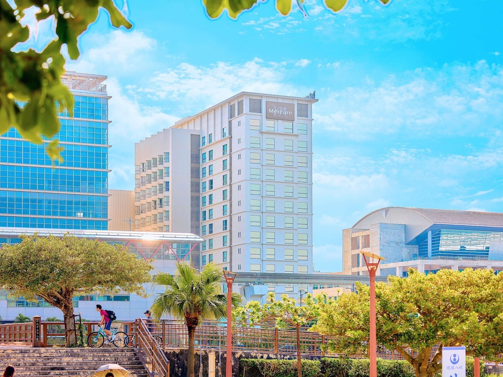 Mercure Okinawa Naha — 4-Star Luxury Hotel in Naha, Japan