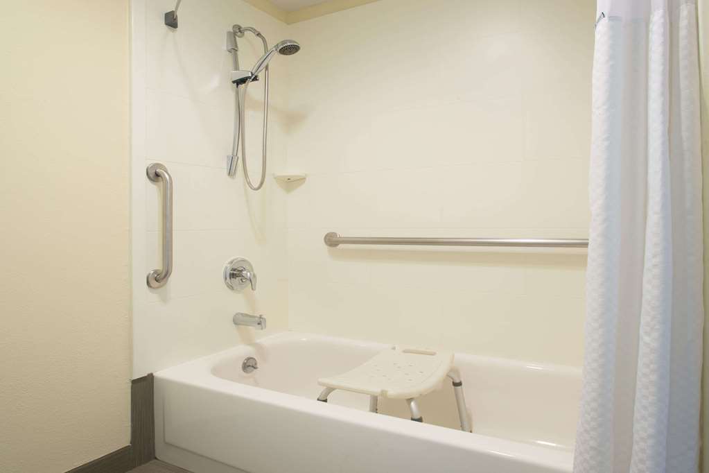 Days Inn by Wyndham Yakima - photo 8