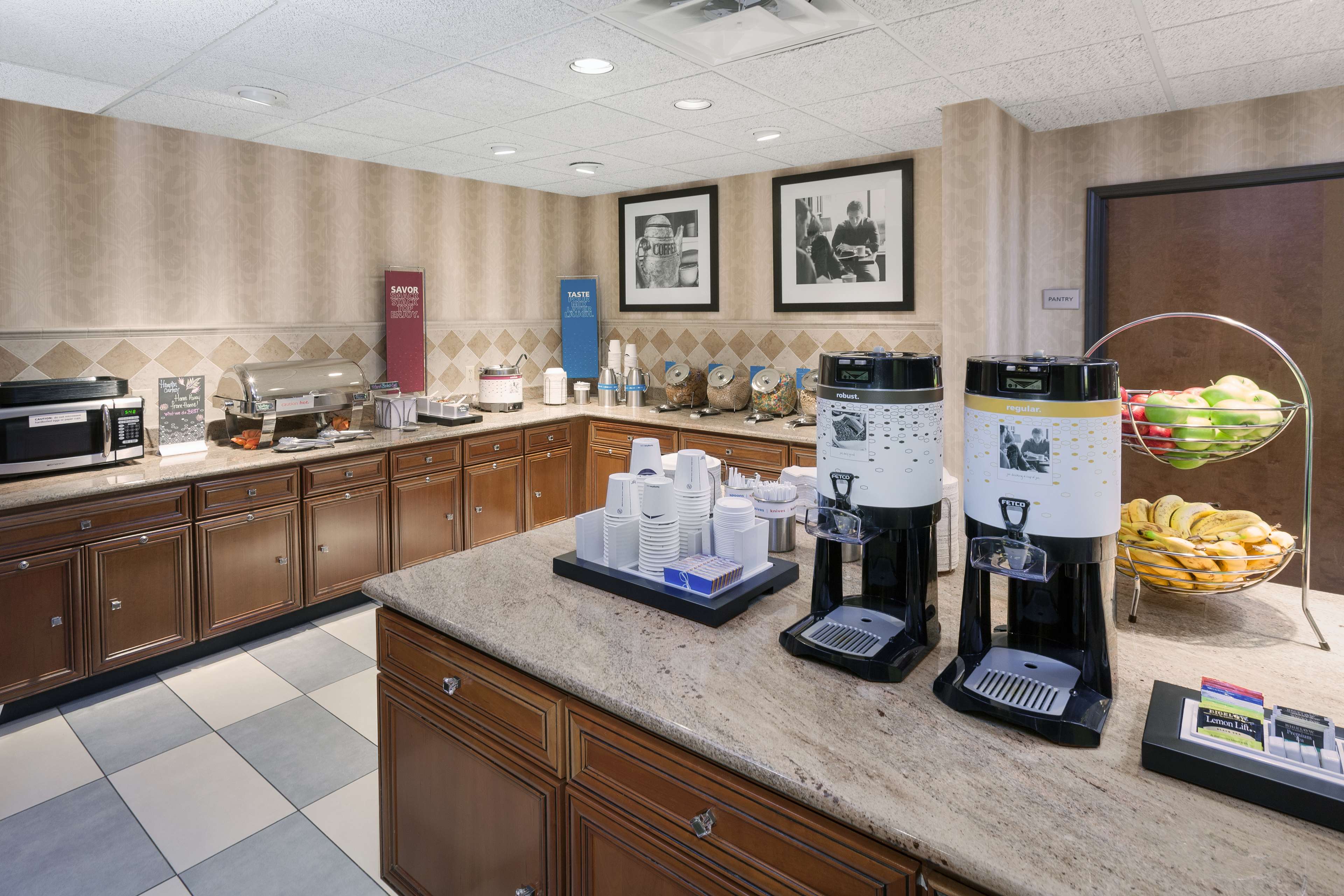 Hampton Inn & Suites Munster - photo 8