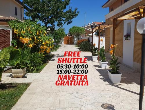 Un Passo Dal Mare — 5-Star Luxury Hotel in Fiumicino-Isola Sacra, Italy