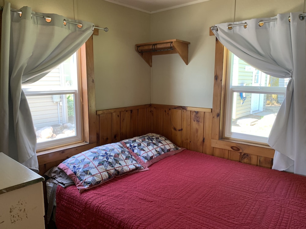 Hollys Resort - photo 36