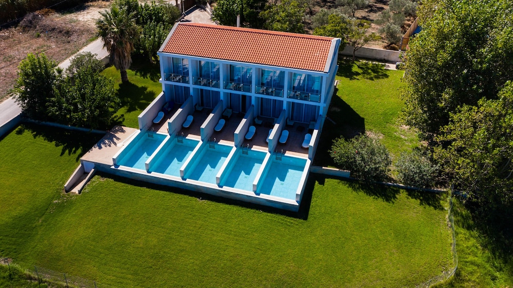 בריכה