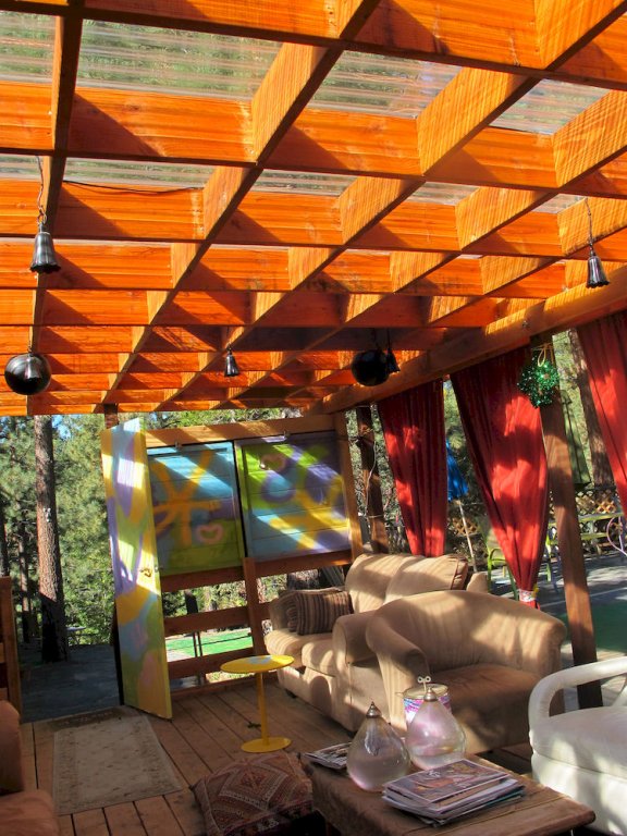 Pine Woods Resort - last minute hotel in Idyllwild Pine Cove