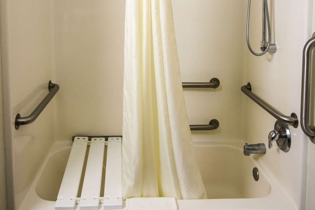 Sleep Inn & Suites Conference Center Eau Claire North - photo 7