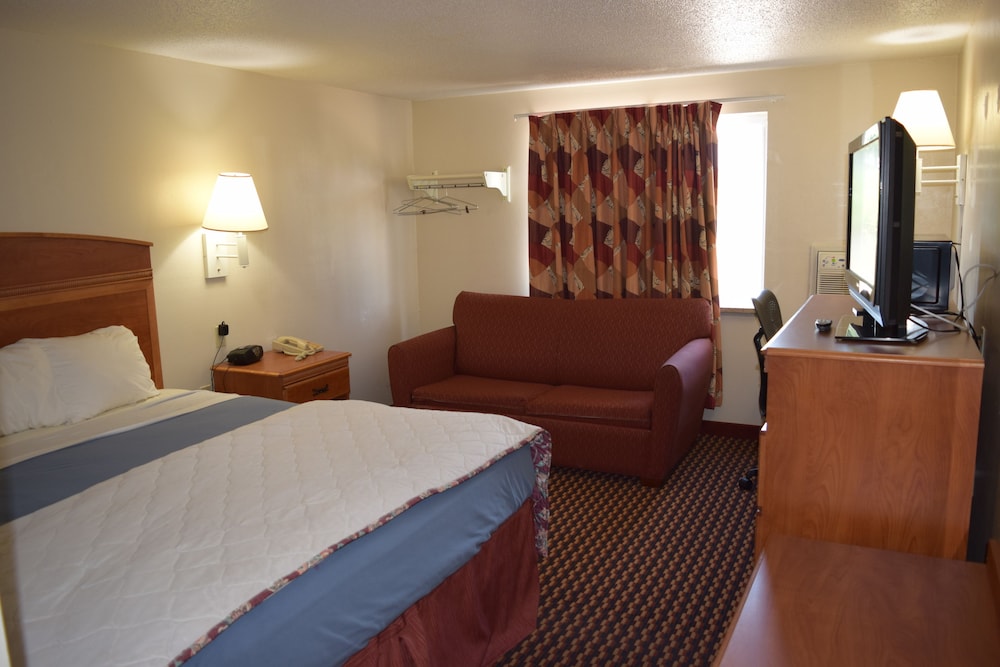 Americas Best Value Inn Jefferson City - photo 12