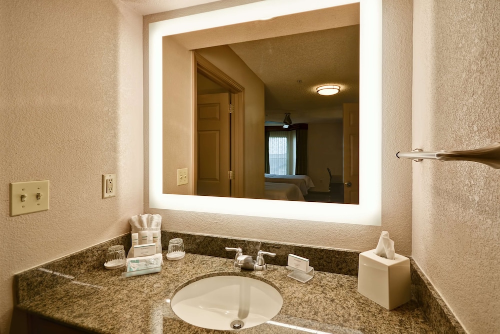 Homewood Suites by Hilton Hillsboro Beaverton - photo 21