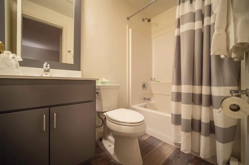 Sun & Ski Inn And Suites - photo 82