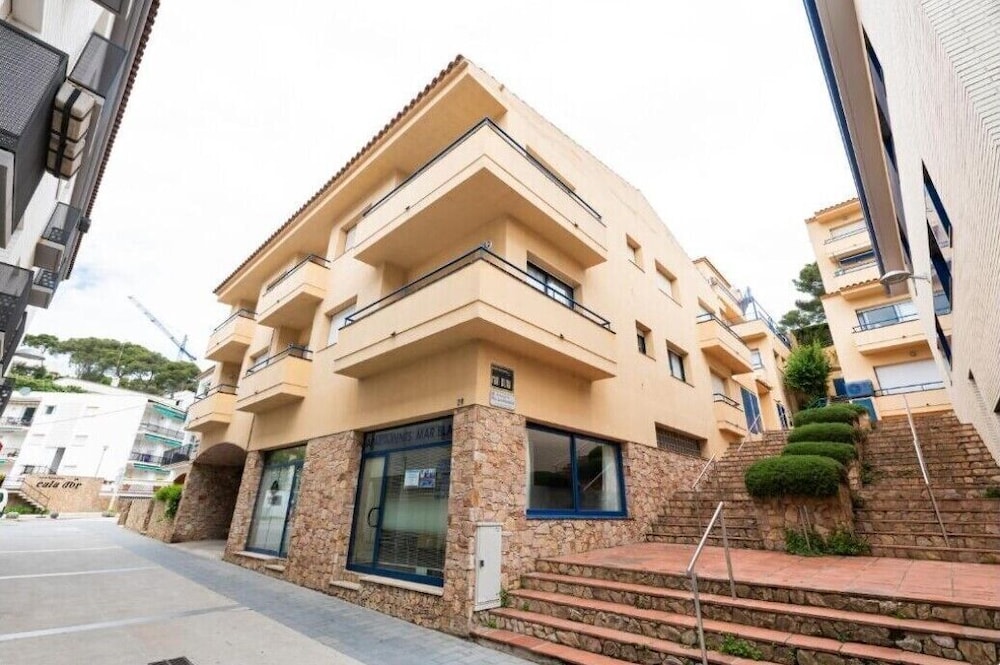 Apartamentos Marblau — 4-Star Luxury Hotel in Palafrugell, Spain