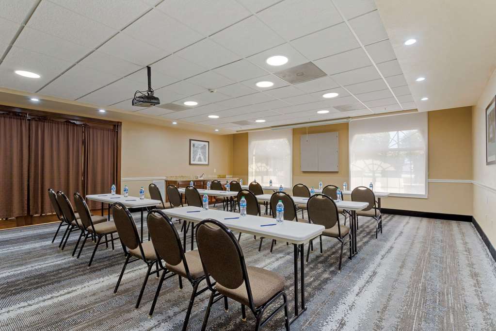 Comfort Suites Kingwood Houston North - photo 29