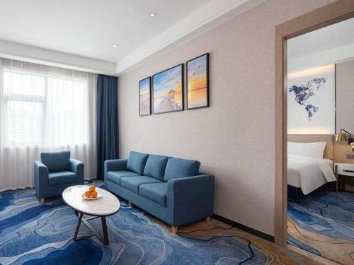 Kyriad Marvelous Hotel Shenzhen Airport Gushu Metro Station in Shenzhen, People's Republic of China