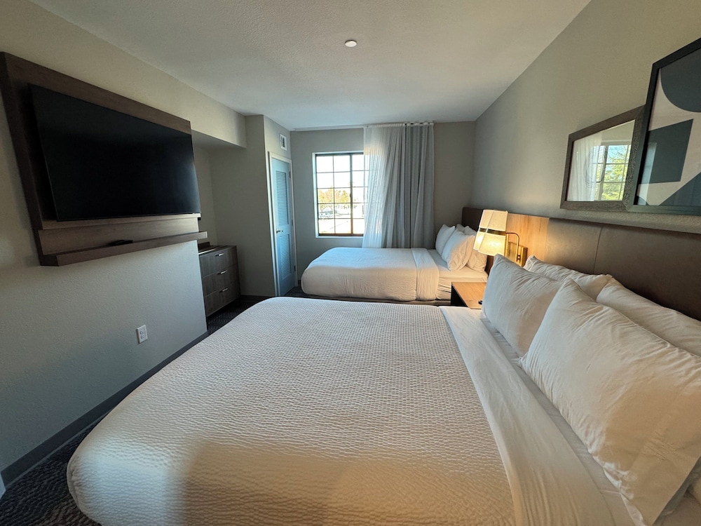 Staybridge Suites Sacramento Woodland - photo 15