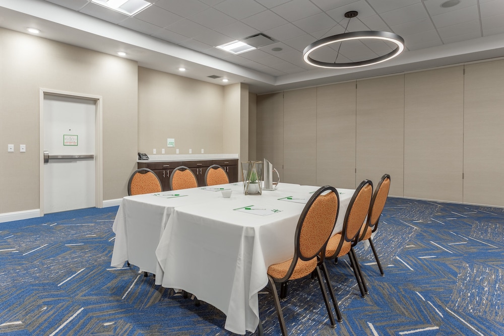 Holiday Inn Hotel & Suites Jefferson City by IHG - photo 26