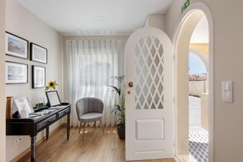 Pontes Guest House — 4-Star Luxury Hotel in Arcozelo, Portugal
