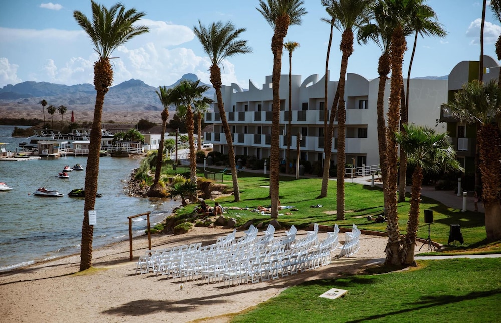 The Nautical Beachfront Resort - photo 67