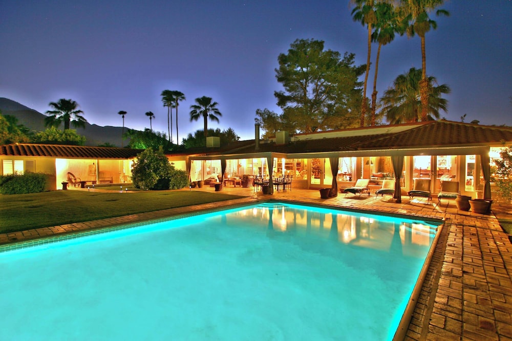 San Jacinto Villa Private Pool — 4-Star Luxury Hotel in Palm Springs, United States