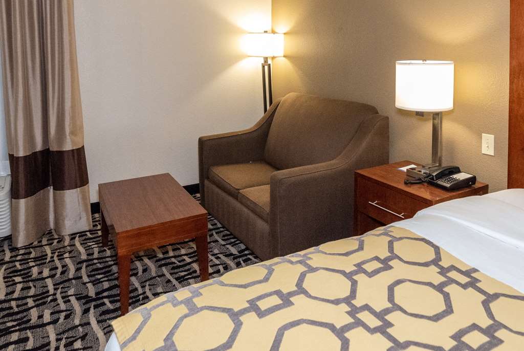 Baymont by Wyndham Caddo Valley Arkadelphia - photo 28
