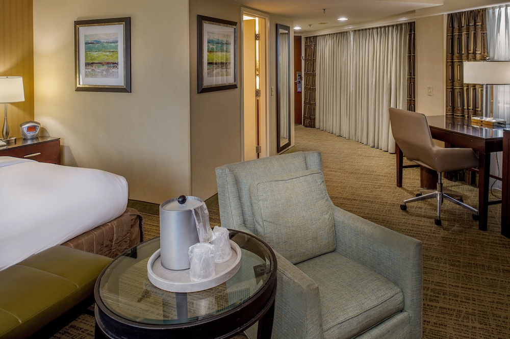 Crowne Plaza St. Louis Airport by IHG - photo 72