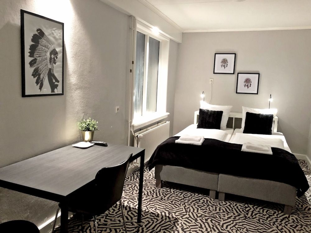 Hotel de Kroon — Oldenzaal — photo 2