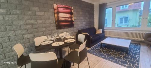 Strasbourg Centre Historique 15 Mn En Tram Et Aeroport Parking Gratuit — Lingolsheim