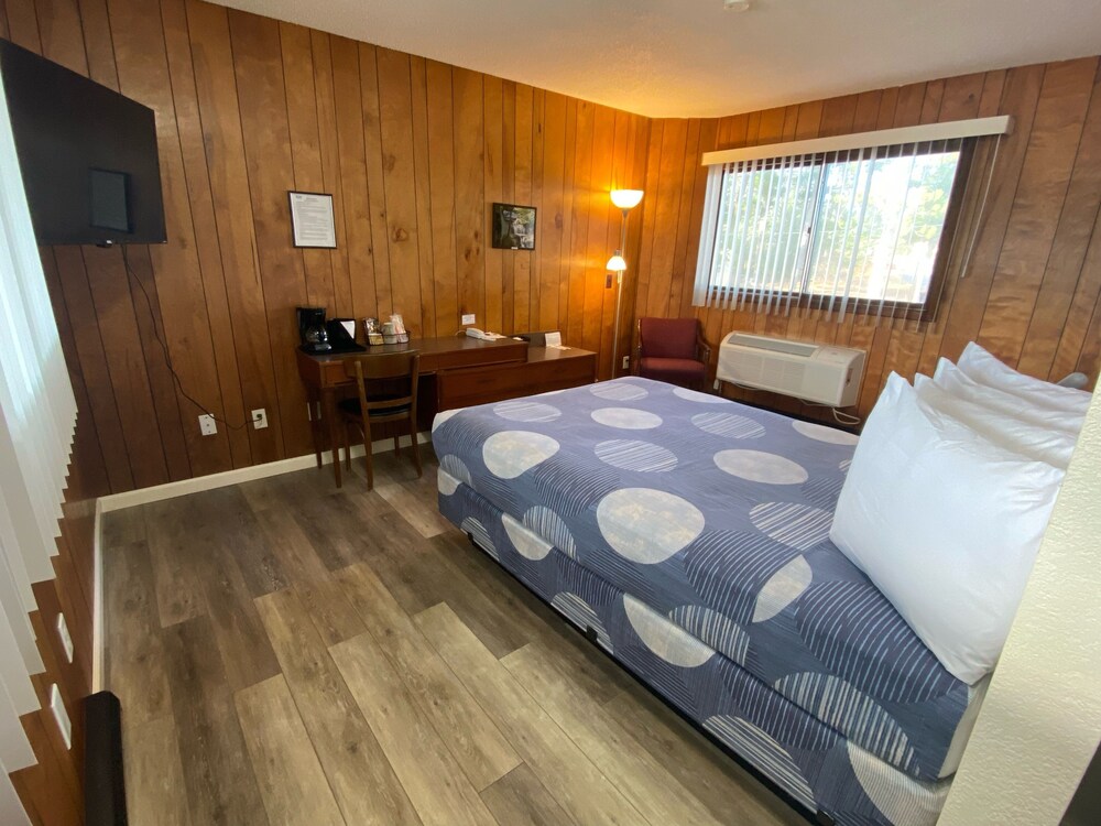 Waterway Inn - photo 4